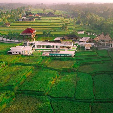 Villa Harta Ubud Exterior photo
