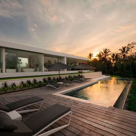 Villa Harta Ubud Exterior photo